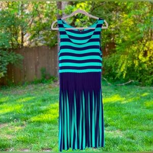 spense green and navy pleated drop waisted midi dress size medium 💙💚💙💚